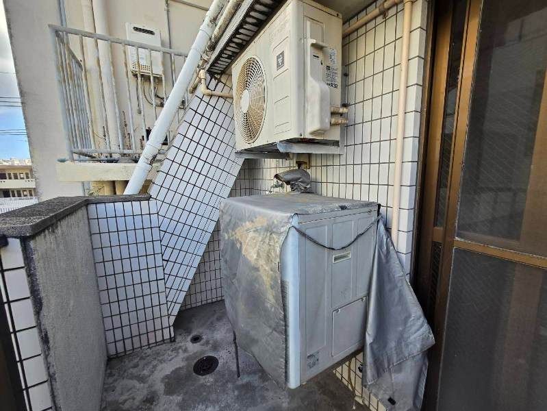 1R Apartment for Rent in Naha Daido, Okinawa - Pet Negotiable - Thumbnail 2