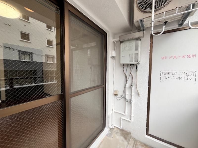 CASTLE2 1K Apartment for Rent in Naha, Okinawa - Thumbnail 2