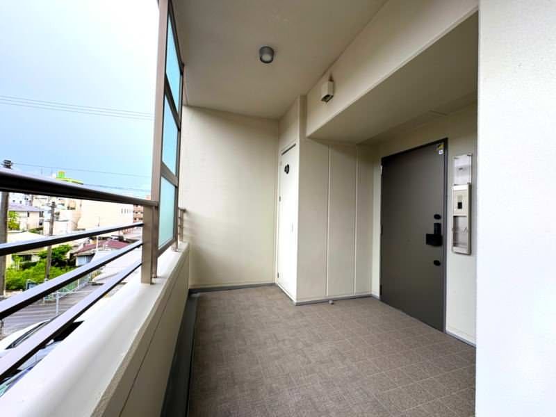 Premist Ginowan Ogana 3LDK Apartment for Sale in Okinawa - Thumbnail 3