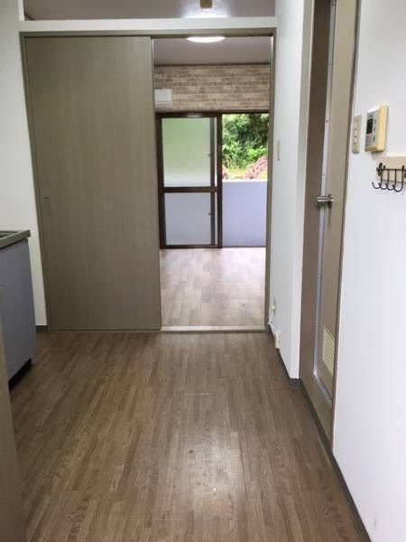 1K Apartment for Rent in Ginowan, Okinawa - Near Ryudai - Thumbnail 3