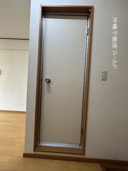 Castillo Matamabashi 1R Apartment for Rent in Tomigusuku, Okinawa - Thumbnail 2