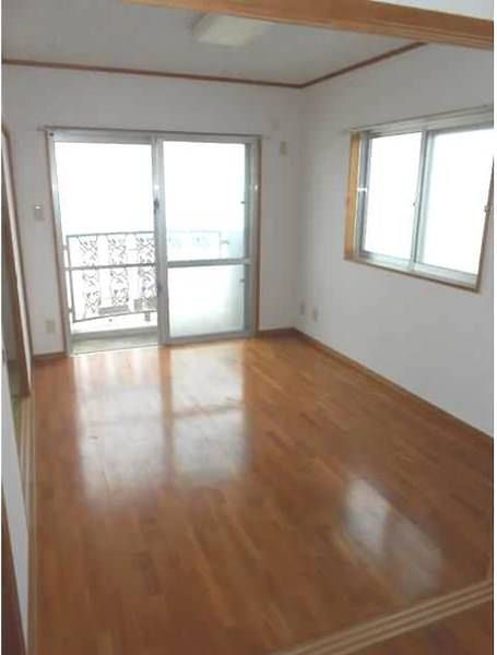 2DK Apartment for Rent in Onna Village, Okinawa - Thumbnail 2