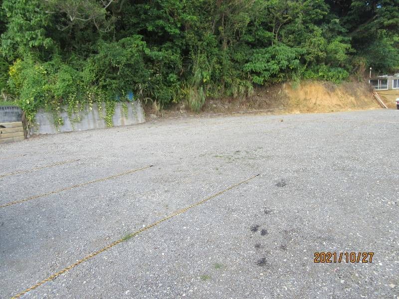 Teruyasu Parking Lot Rental in Okinawa City, Matsumoto - Thumbnail 4