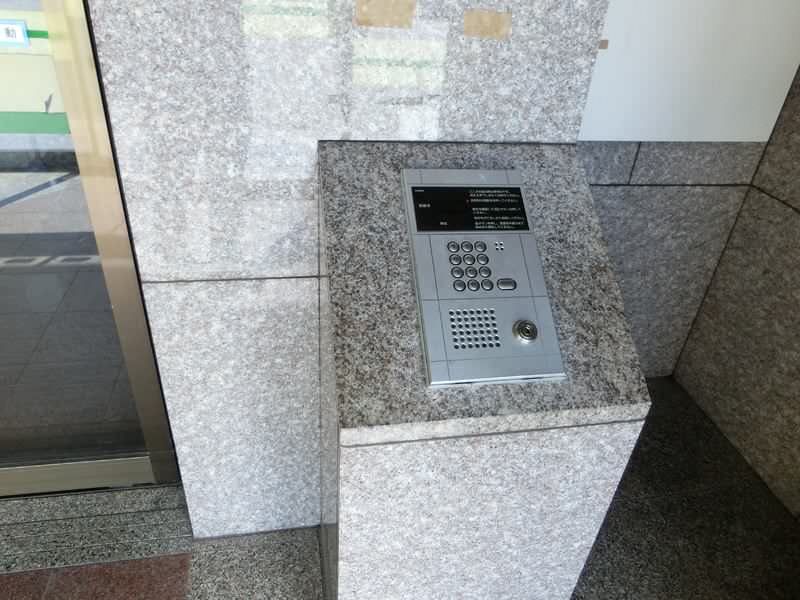 1K Apartment for Rent in Ginowan, Okinawa - 60,000 Yen - Thumbnail 3