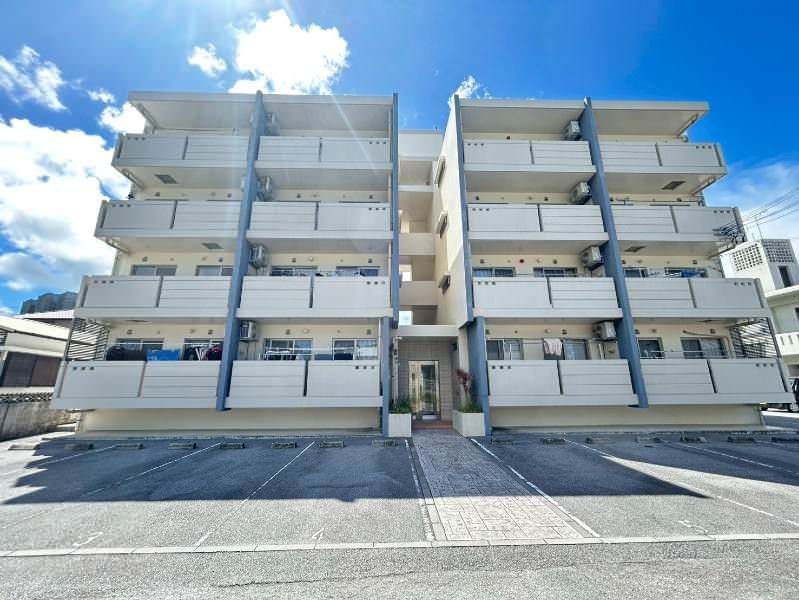 UNEVILA Hana 1LDK Apartment for Rent in Yonabaru, Okinawa - Thumbnail 2