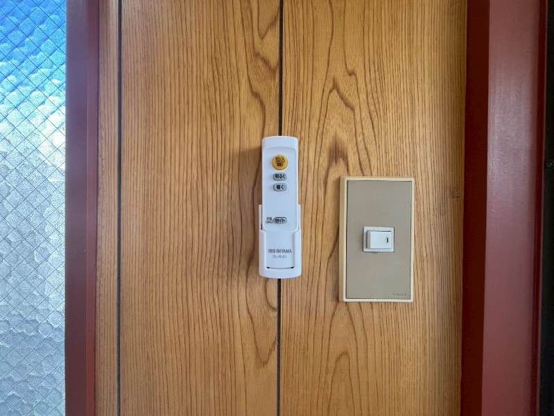 2K Apartment for Rent in Urasoe City, Okinawa - 36,000 Yen - Thumbnail 3