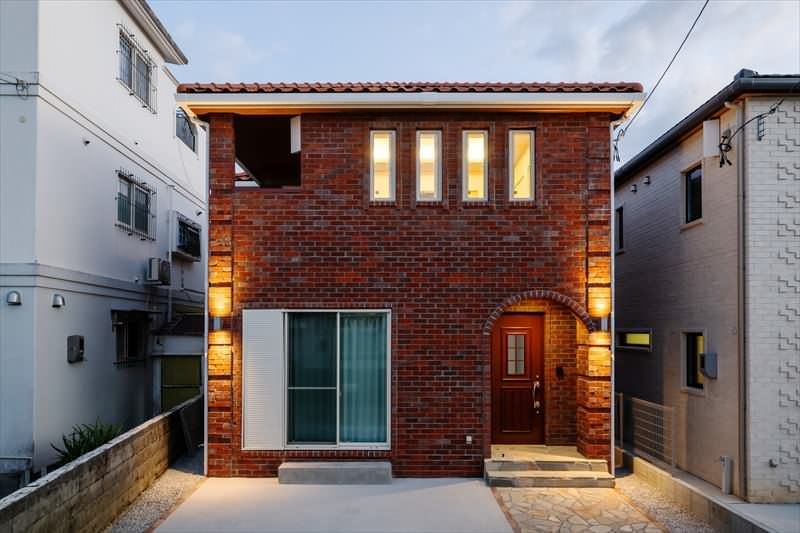 New Brick House in Ishigaki, Okinawa - 4LDK, Award-Winning Design - Thumbnail 3