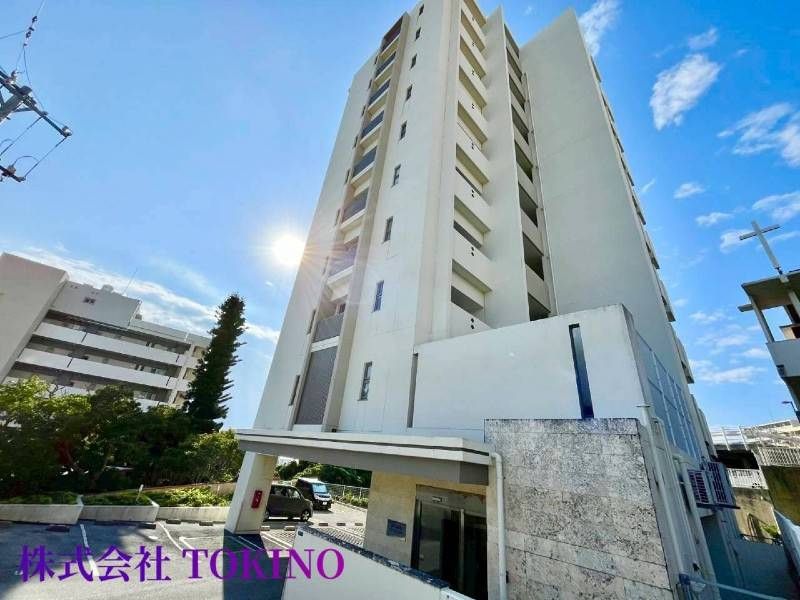 3LDK Apartment with Sea Views in Okinawa City's UpLand Hiyane - Thumbnail 2