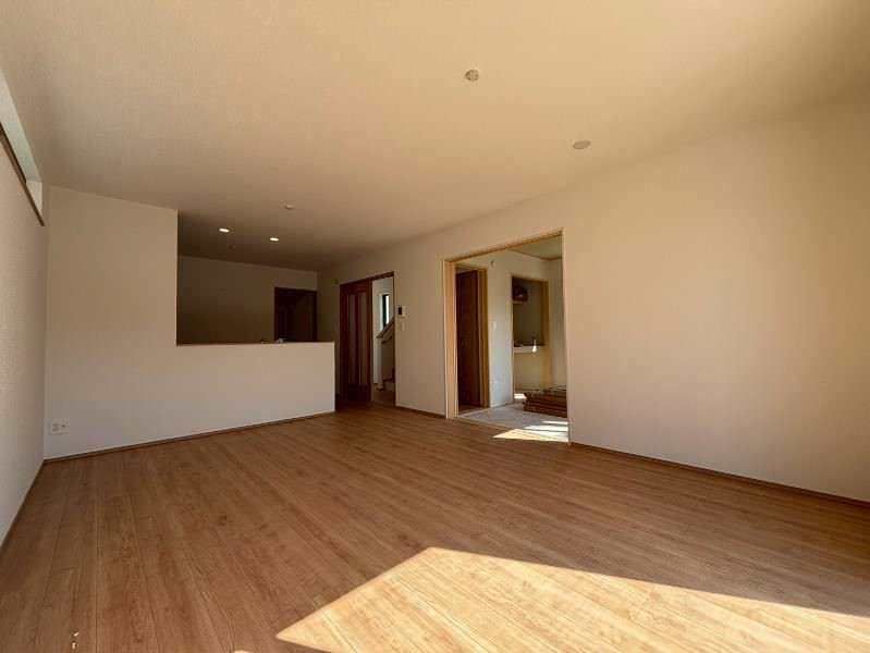 New 4LDK House for Sale in Nanjo City, Okinawa - Thumbnail 4