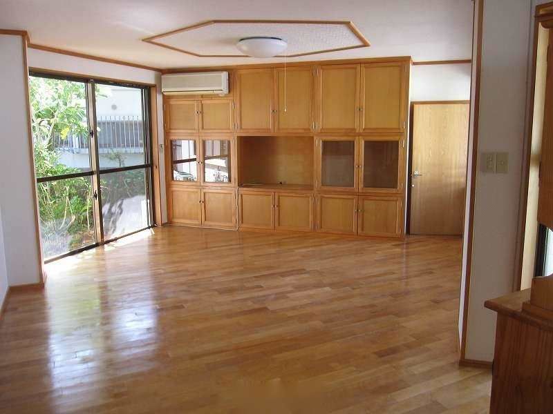 4LDK Ocean View House for Sale in Uruma, Okinawa - Thumbnail 4