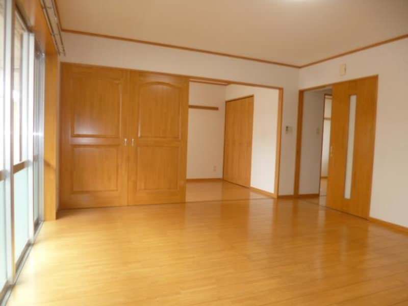 3LDK Apartment for Rent in Naha, Okinawa - 55.27 sqm - Thumbnail 3