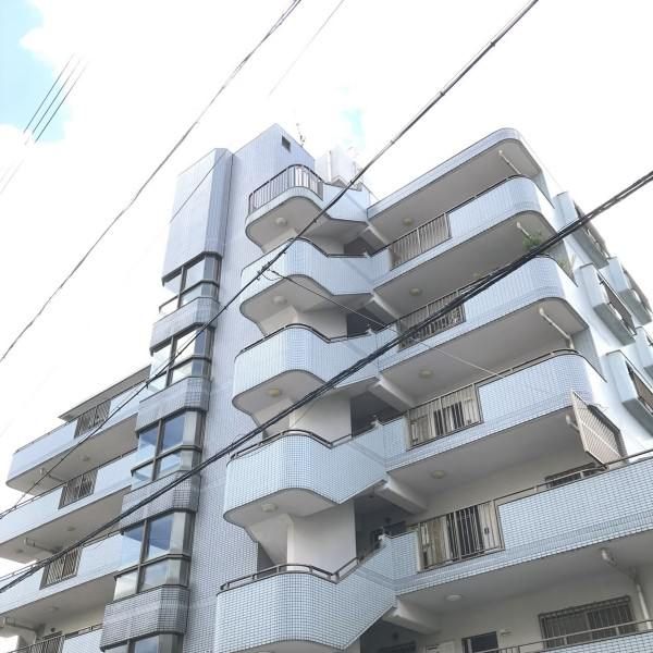 Spacious 3LDK Apartment for Sale in Naha, Okinawa - Thumbnail 3