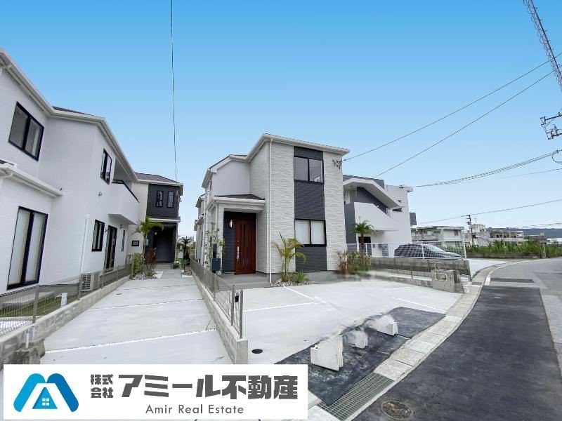 New 4LDK House for Sale in Nishihara-cho, Okinawa - Thumbnail 3