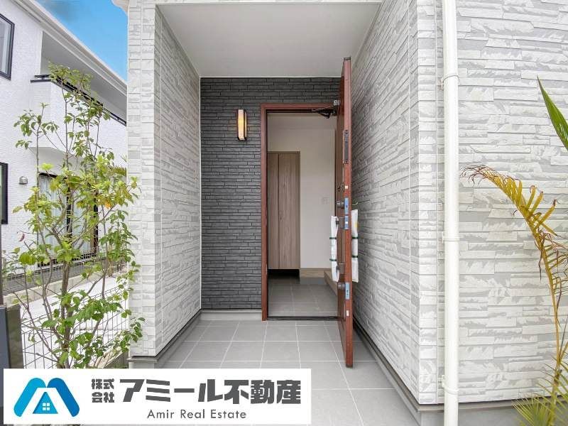 New 4LDK House for Sale in Nishihara-cho, Okinawa - Thumbnail 4