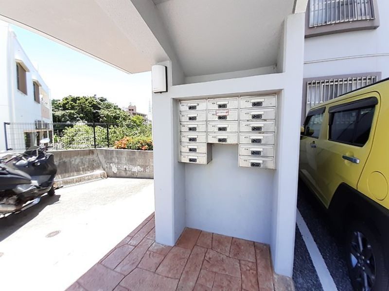 2LDK Apartment for Rent in Uruma City, Okinawa - Thumbnail 4