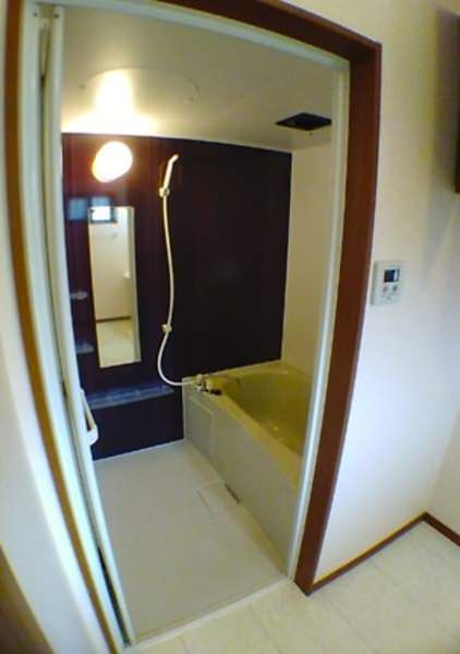 Rental Apartment in Tomigusuku, Okinawa - 2DK, No Deposit - Thumbnail 4