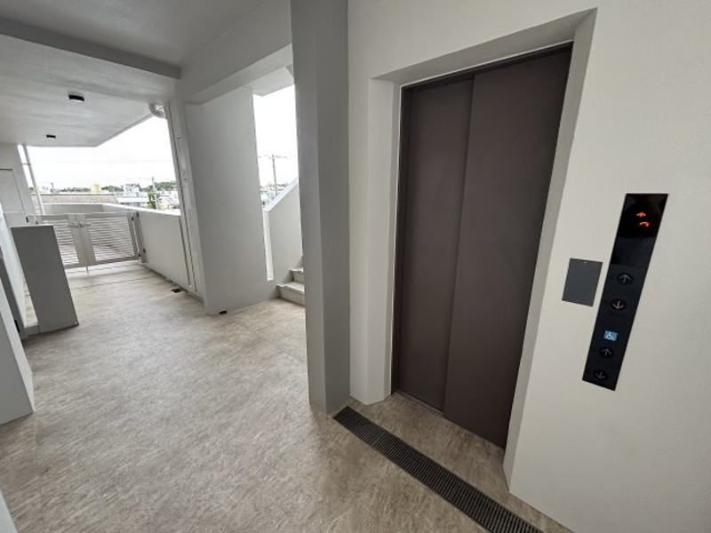 2026 RC 2LDK Apartment for Sale in Chatan, Okinawa - Thumbnail 4