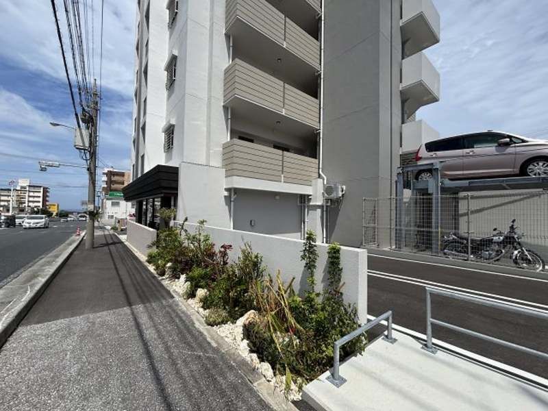 2026 RC 2LDK Apartment for Sale in Chatan, Okinawa - Thumbnail 3