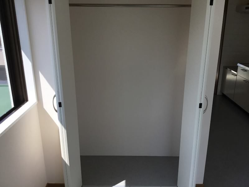 1R Apartment for Rent in Urasoe City, Okinawa - 48,000 Yen - Thumbnail 4