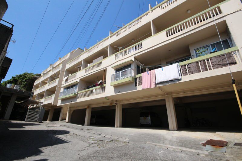 Ogawa-so 2DK Apartment for Rent in Naha, Okinawa - Thumbnail 2