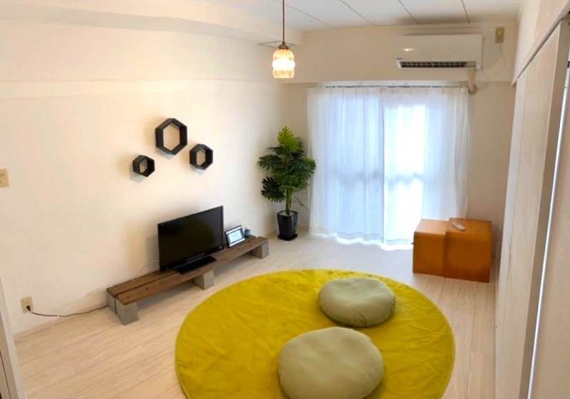 Lions Mansion Second 2DK Apartment for Sale in Okinawa City - Thumbnail 3