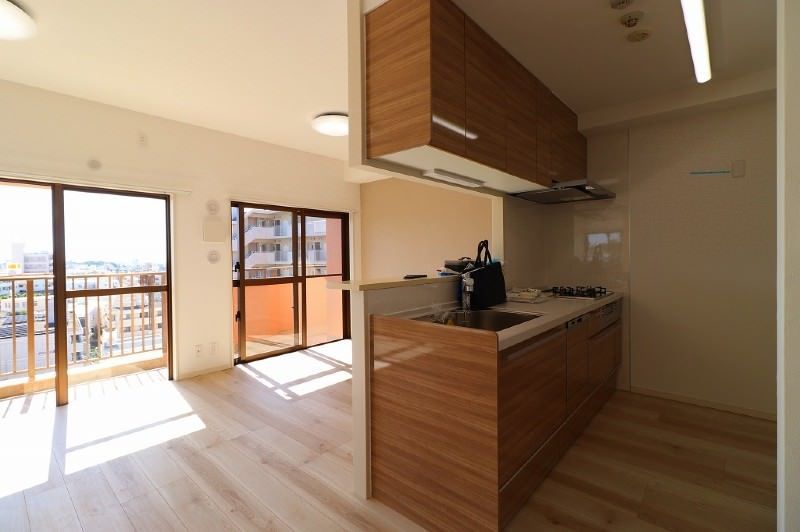 Renovated 4LDK Apartment for Rent in Naha, Okinawa near Akamine Station - Thumbnail 3