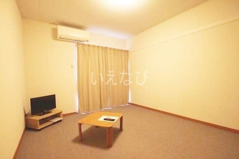 Furnished 1K Apartment for Rent in Tomigusuku, Okinawa - Thumbnail 2