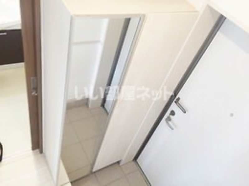 2DK Apartment for Rent in Ginoza Village, Okinawa - Thumbnail 2
