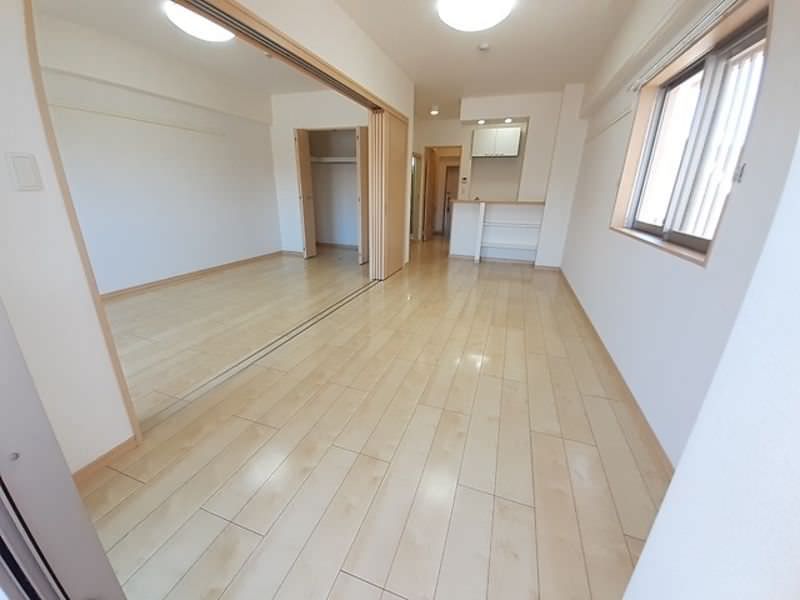1LDK Apartment for Rent in Okinawa City, Okinawa - Thumbnail 4
