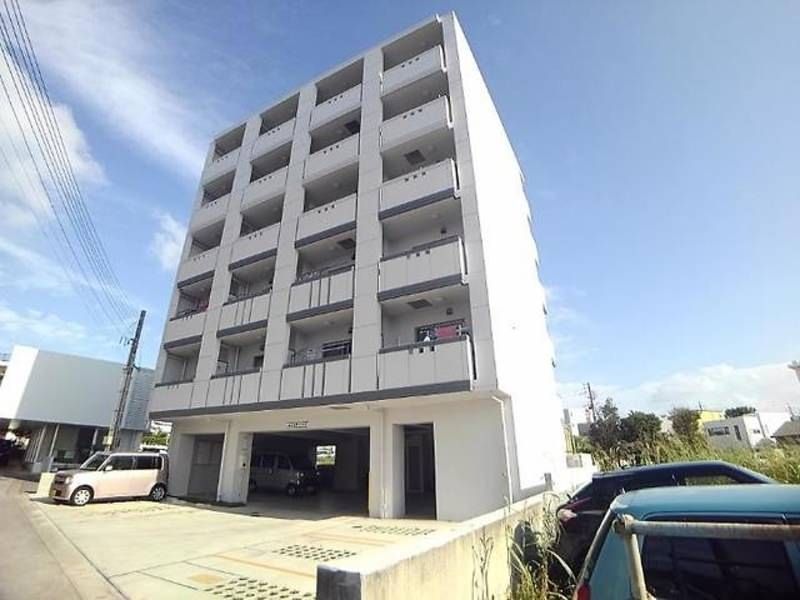 1K Apartment for Rent in Mashiki, Ginowan City, Okinawa - Thumbnail 3