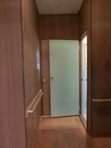 3DK Apartment for Rent in Shikina, Naha City, Okinawa - Thumbnail 3
