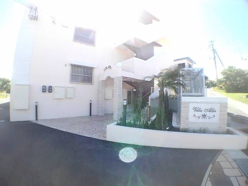 Villa Allie 2LDK Apartment for Rent in Uruma City, Okinawa - Thumbnail 4