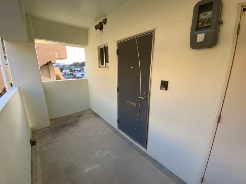 1K Apartment for Rent in Ginowan, Okinawa - Thumbnail 2