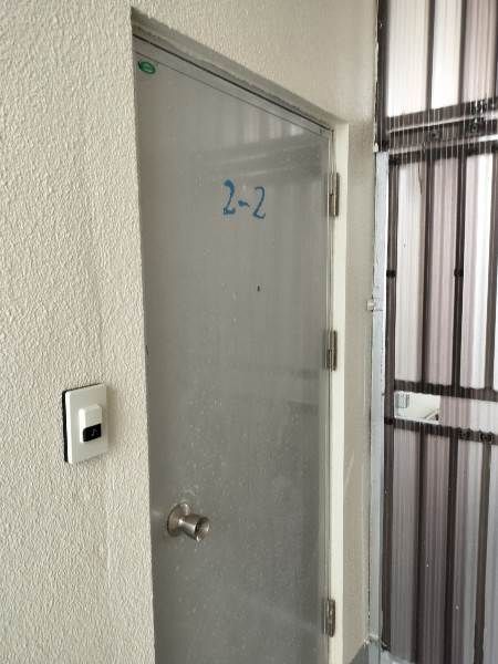 2DK Apartment for Rent in Okinawa City, Separate Bath & Toilet - Thumbnail 4