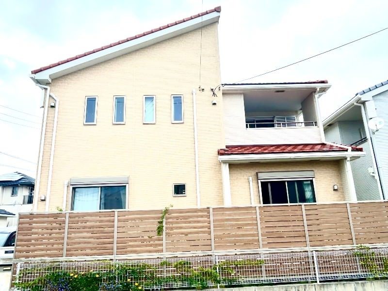 4LDK Detached House for Sale in Uruma, Okinawa - Thumbnail 2