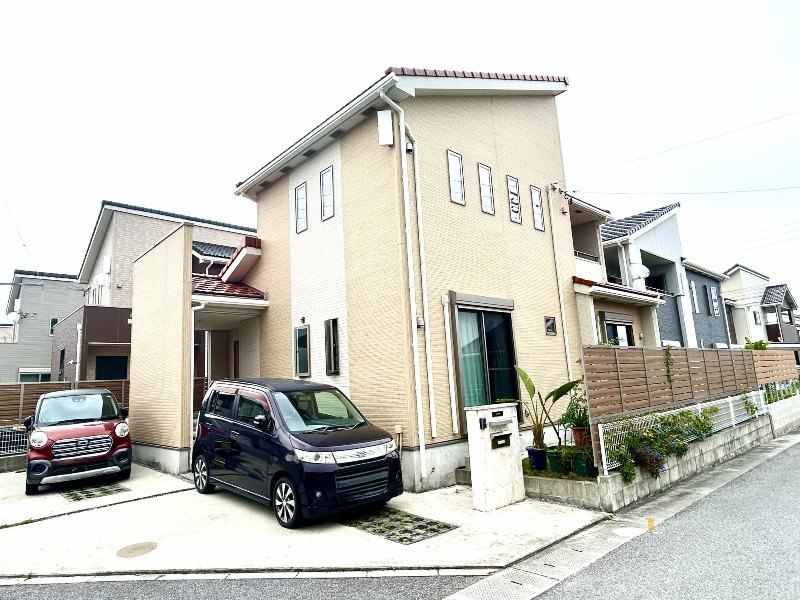 4LDK Detached House for Sale in Uruma, Okinawa - Thumbnail 3