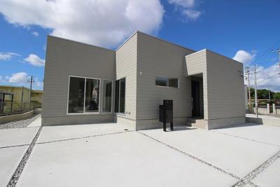 House for sale in Jahana, Motobu-cho (newly built, walk-in closet, intercom with monitor, corner lot, 3LDK, 35.98 million yen) | Okinawa property information [Go Home] No. 2179-912 — Image 3, Motobu, Okinawa