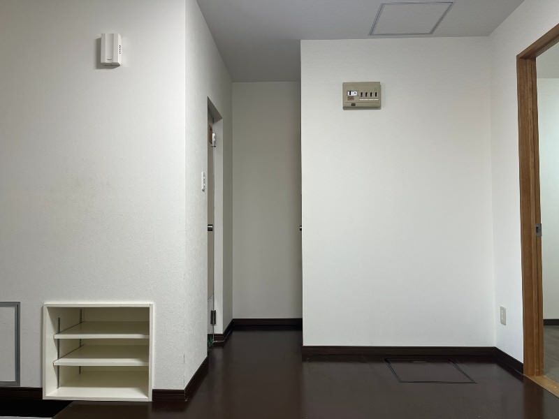 2DK Apartment for Rent in Maesato, Ishigaki City, Okinawa - Thumbnail 3