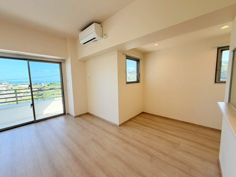 New 2025 Ocean View Apartment for Rent in Nakagusuku, Okinawa - Thumbnail 4