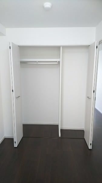 2DK Apartment for Rent in Urasoe, Okinawa - Ekimiere II - Thumbnail 3