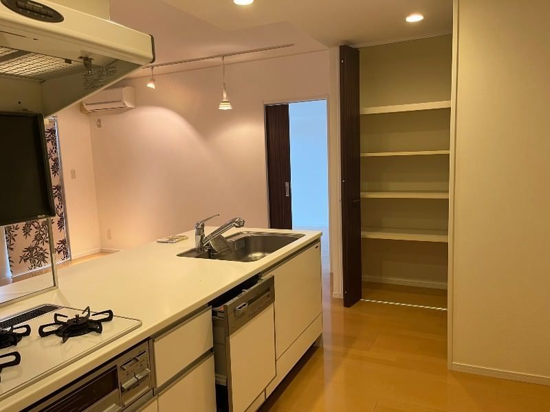 Frescore Asahibashi 2LDK Apartment for Rent in Naha, Okinawa - Main Image