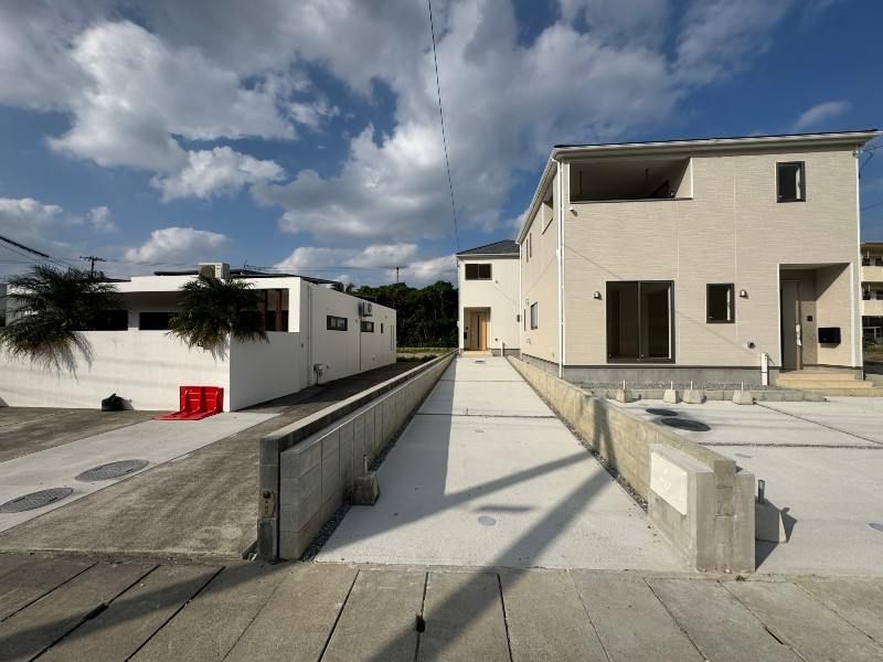 New 3LDK House in Nanjo City, Okinawa with 3 Car Parks - Thumbnail 2