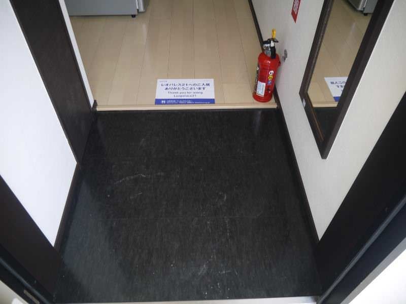 Kureino Karishi II Rental Apartment in Haebaru Town, Okinawa - Thumbnail 2