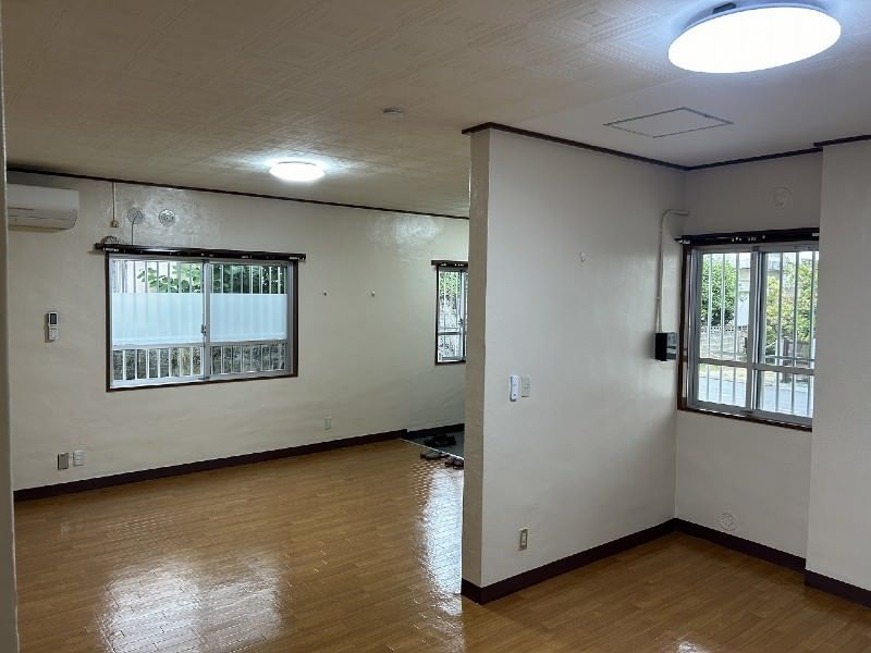 3LDK House for Rent in Chatan, Okinawa with 3 Parking Spaces - Thumbnail 3