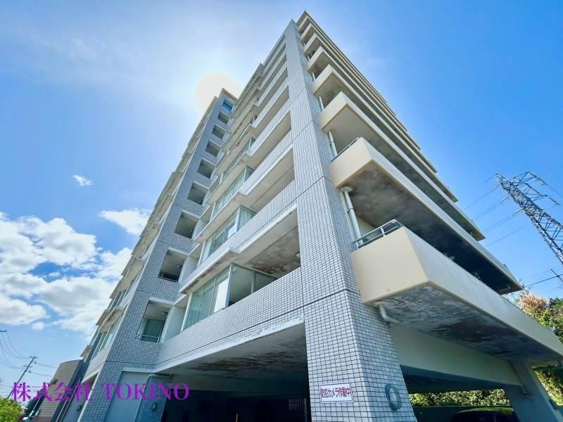 2LDK Apartment for Sale in Kakihana-cho, Naha, Okinawa - Thumbnail 3