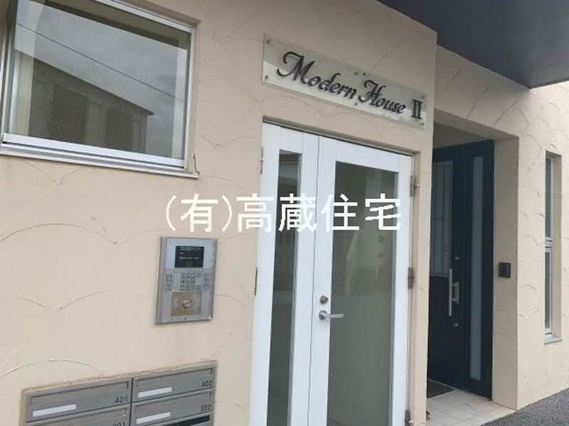 Modern House II 2LDK Apartment for Rent in Naha Tahara - Thumbnail 3