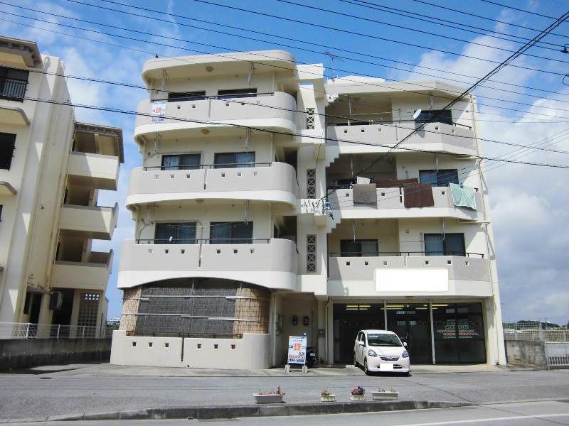 2DK Apartment in Teruya, Itoman City, Okinawa - Thumbnail 2