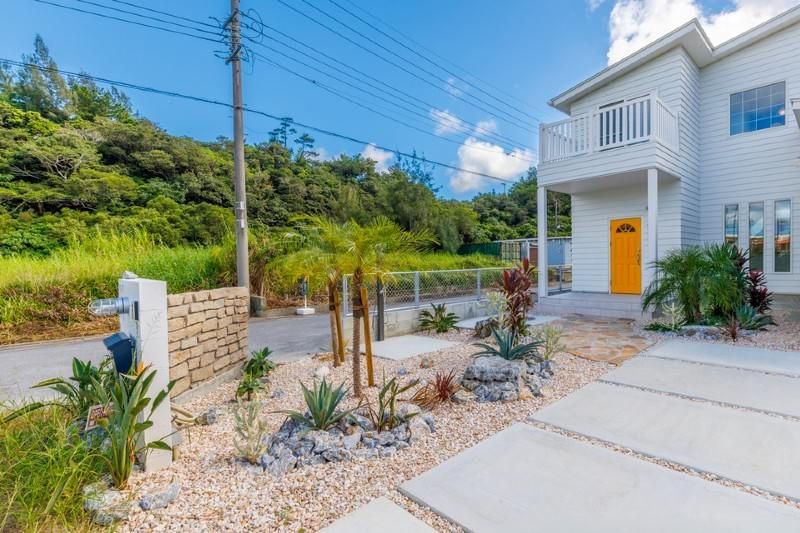 Rent 2LDK Detached House in Kyoda, Nago City, Okinawa - Thumbnail 4