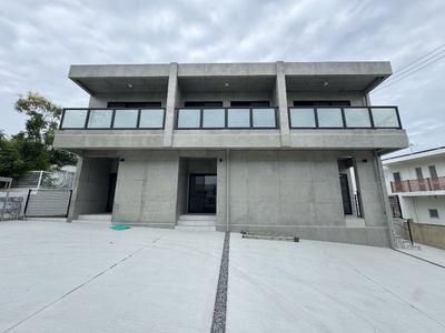 New Townhouse in Nakagusuku Village with 3 Units — Image 1, Nakagusuku, Okinawa