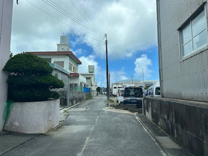 211.2 sqm Land for Sale in Yone, Tomigusuku, Okinawa - Thumbnail 3
